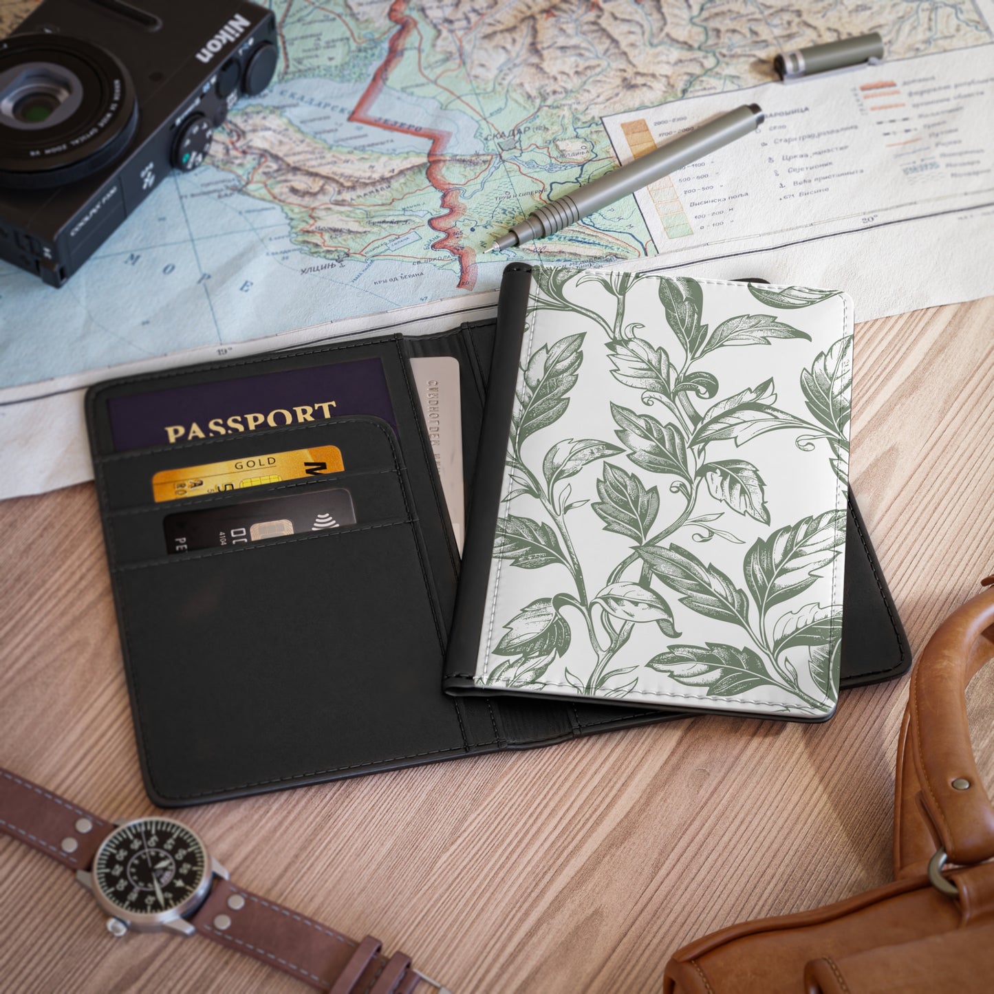 Passport Cover - Vintage Green Leaf Design